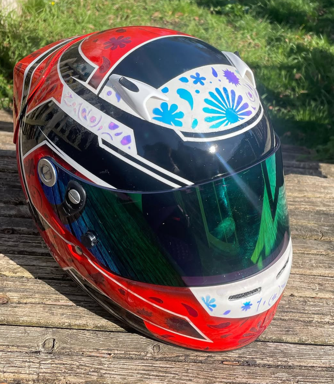 Custom hand-painted karting helmet design 31 by SK Designs